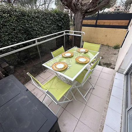 2 Pieces Climatise Avec Garage - Grau-du-roi - Fr-1-731-131 Lägenhet